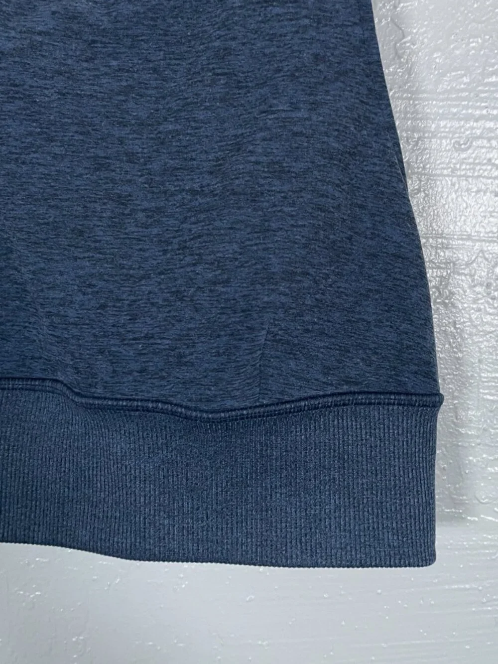 ALO Yoga Women M Navy Blue Space Dyed Alosoft Serenity Sports Bra Athleisure